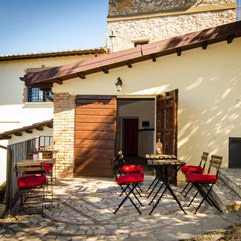 The Santo Pietro FarmHouse in Coltodino - Restaurant & Hospitality & Olive Oil Production